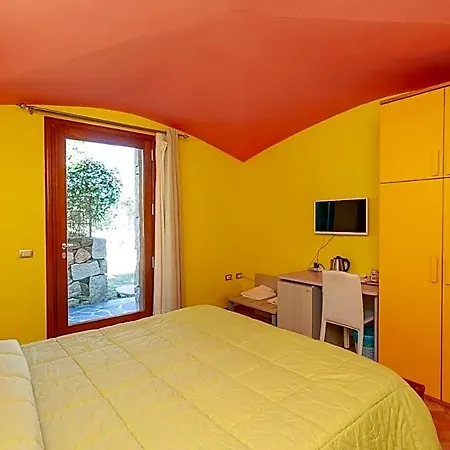 Pettirosso Garden Panzió 3*