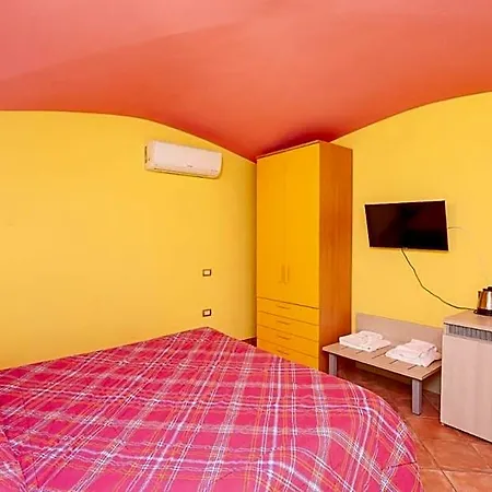 Pettirosso Garden 3*