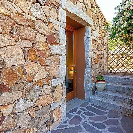 Pettirosso Garden San Teodoro